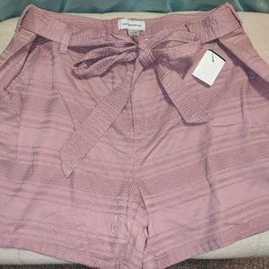 SOLD New Liz Claiborne Shorts